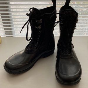 Black Bogs Waterproof boots size 8